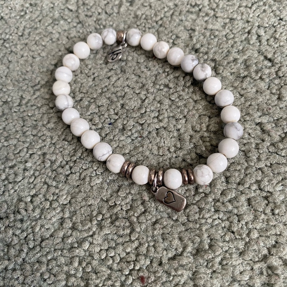 White Beaded Bracelet with Heart Charm
